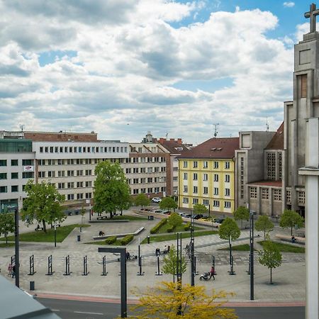 Perla Hradce 101 Daire Hradec Králové Dış mekan fotoğraf