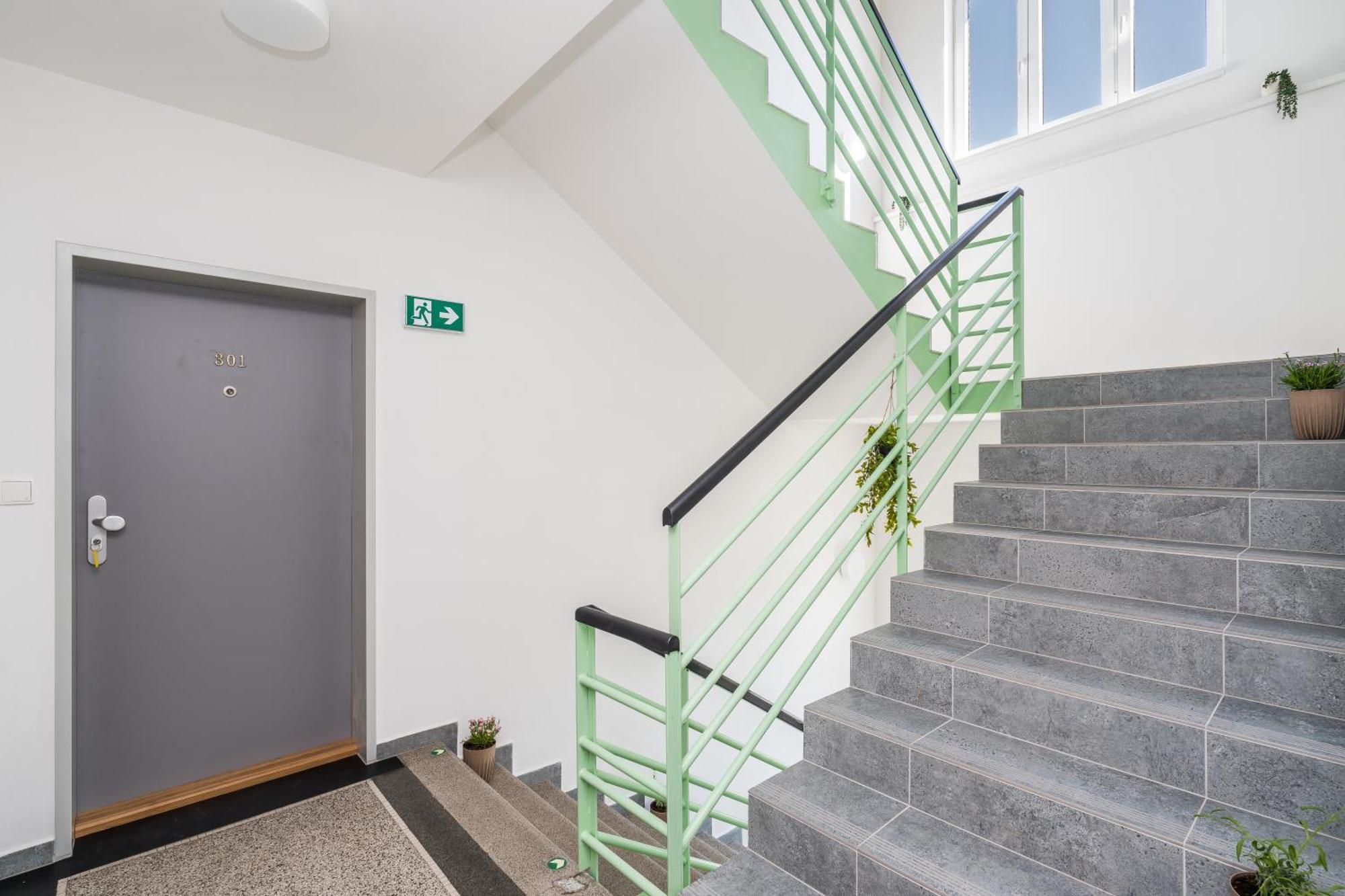 Perla Hradce 101 Daire Hradec Králové Dış mekan fotoğraf